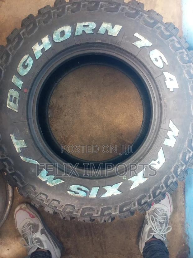 235/75r15 Maxxis - thumbnail 2