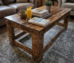 Coffee Table – Strong Rustic Wooden Pallet Table