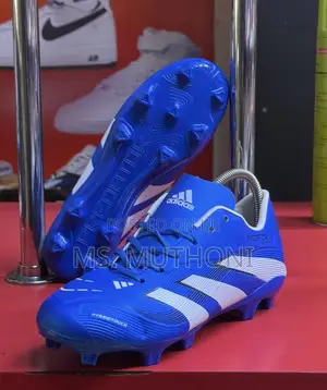 Kids Adidas F50 Football Boots in Blue Size 30-40