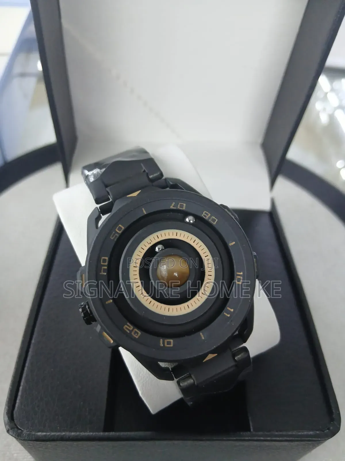 Heryl Watch