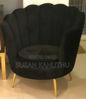 Black Velvet Appealing Seat