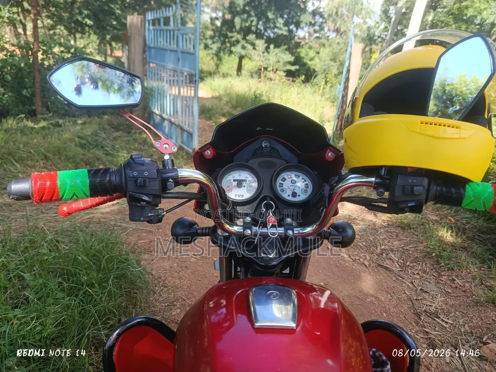 TVS HLX 125 2025 Red