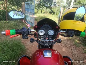 TVS HLX 125 2025 Red