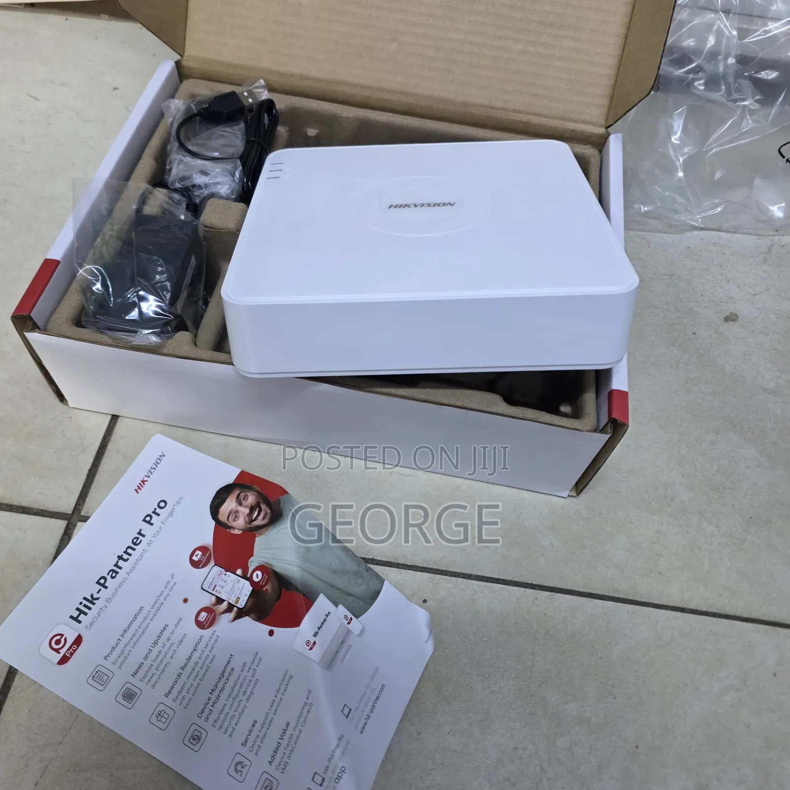 Hikvision 8ch DVR H.265+ CCTV Recorder Ds-7108hghi-M