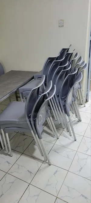 Modern Hotel Plastic Chairs/ Comfort Plastic Chair With Metallic Legs