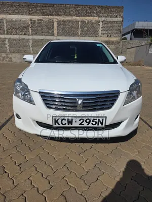 Toyota Premio 2012 Silver