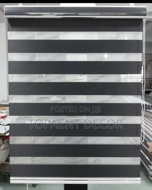 Horizontal Blinds With Operational Cords