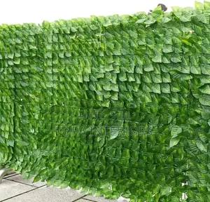 Artificial Hedges for Balcony and Outdoor Privacy Fencing