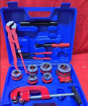 Ratcheting Pipe Threading Tool Set