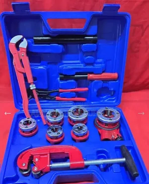 Ratcheting Pipe Threading Tool Set