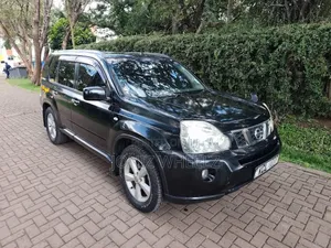 Nissan X-Trail 2.0 Petrol XE 2010 Black