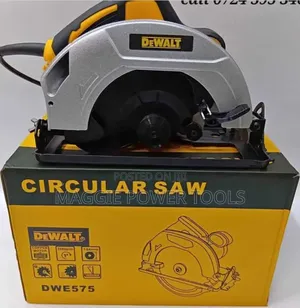 Durable and Professional Dewalt Circular Saw Machine