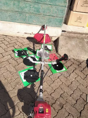 Modern Brush Cutter With 9blades