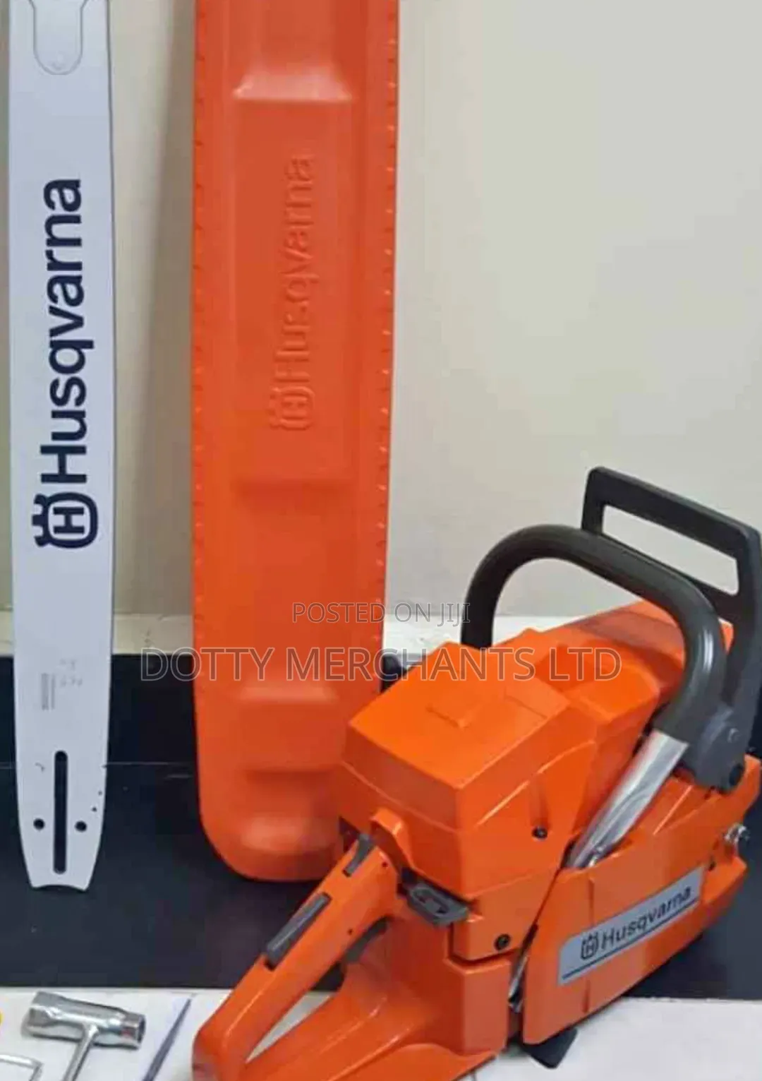 Powerful Husqvarna Power Saw