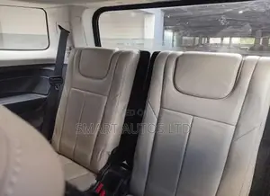 Isuzu MU-X 2015 White