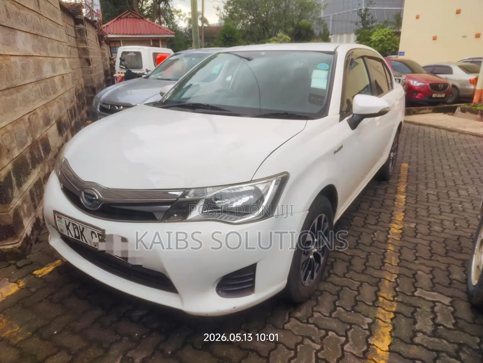 Toyota Axio 1.5 Hybrid 2WD 2015 White