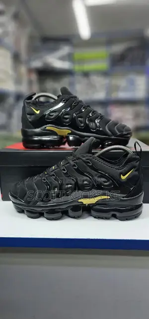 Nike Vapormax Sneakers
