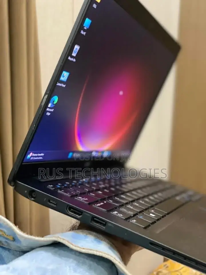 Laptop Dell Latitude 7390 8GB Intel Core i5 SSD 256GB