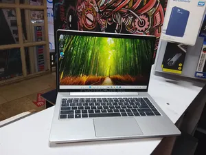 Laptop HP ProBook 440 G10 16GB Intel Core i7 SSD 512GB