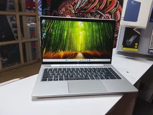Laptop HP ProBook 440 G10 16GB Intel Core i7 SSD 512GB