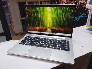 Laptop HP ProBook 440 G10 16GB Intel Core i7 SSD 512GB