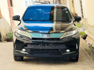 Toyota Harrier 2019 Black