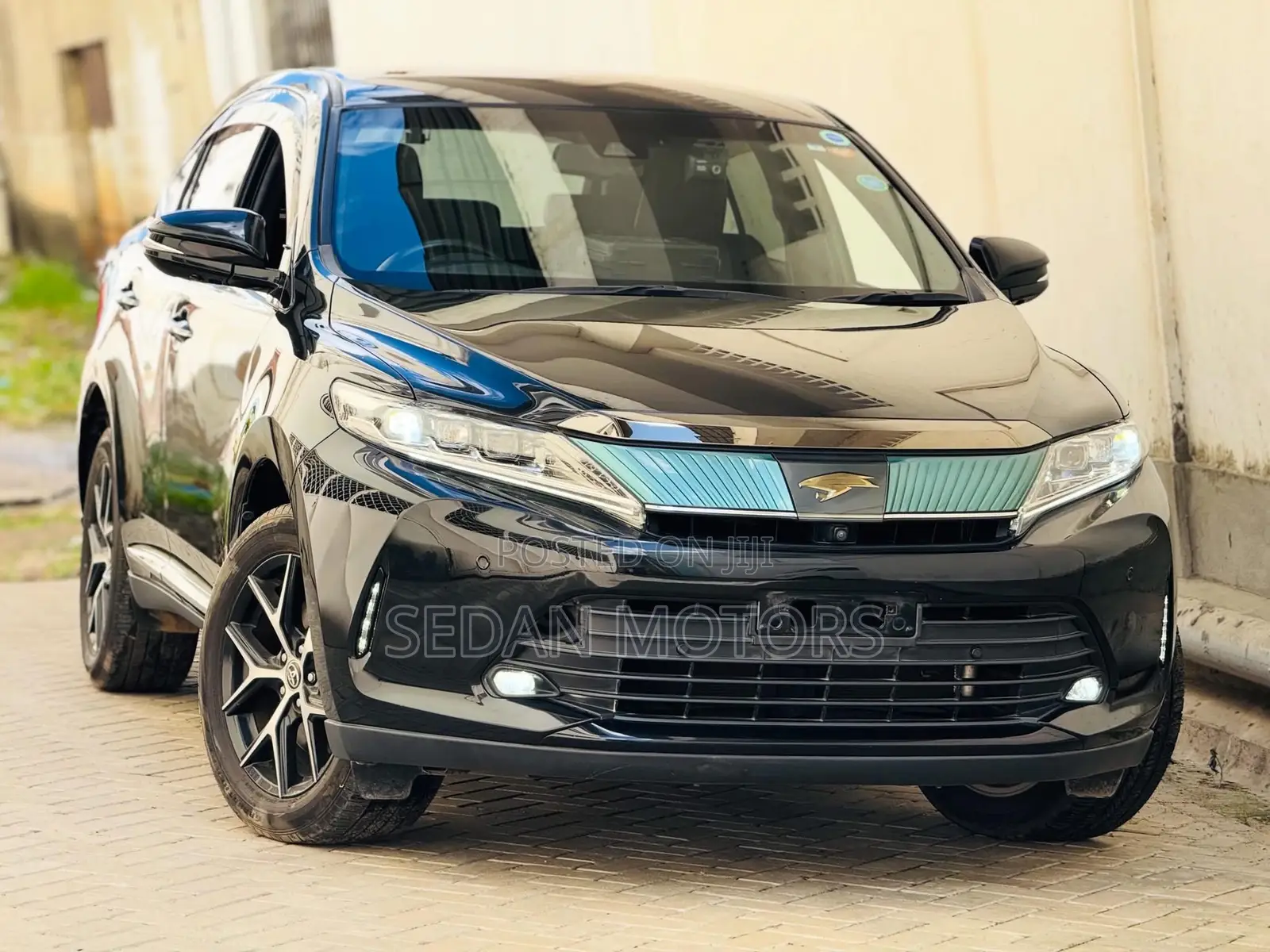 Toyota Harrier 2019 Black