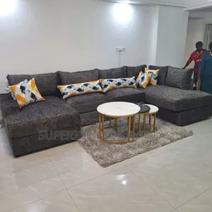 Spacious/Modern 8 Seater U-Shaped Sofa