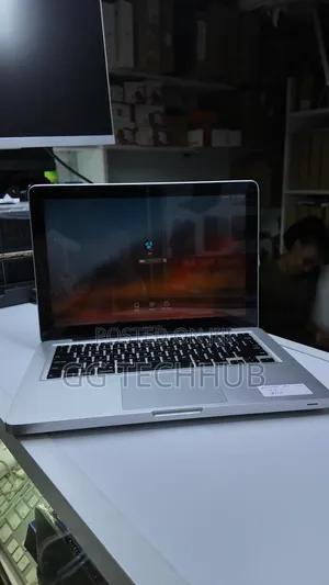 Laptop Apple MacBook Pro 2011 8GB Intel Core i5 SSD 500GB