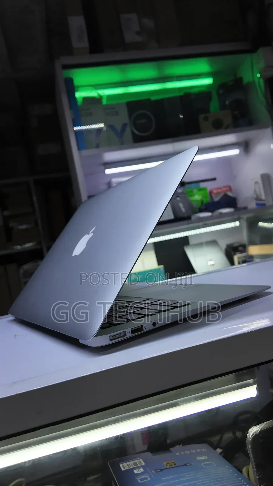 Laptop Apple MacBook Air 2017 8GB Intel Core i5 SSD 128GB