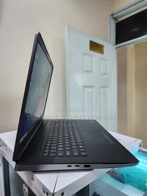 Laptop Dell Precision 7760 64GB Intel Core i9 SSD 512GB