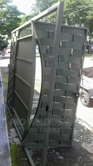 Modern Design Gates and Automation
