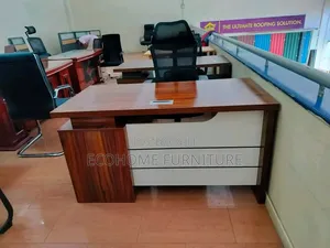 Executive Office Desk With Wooden White Accent Modesty Panel