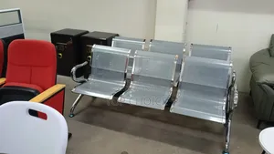 Three Link - Waiting Chair