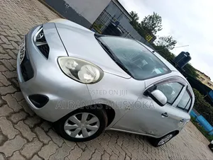 Nissan March 2015 Silver