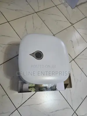 Mountable Tissue Holder