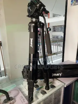 Jmary Kp-2599 Tripod With Fluid Head Quick Release Plate