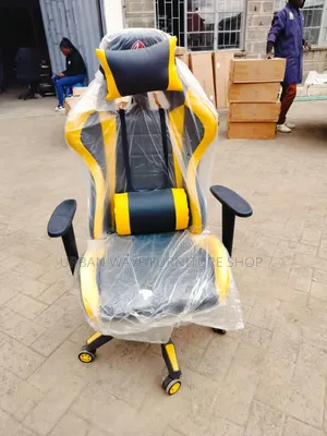 Black Yellow  Racing Chair