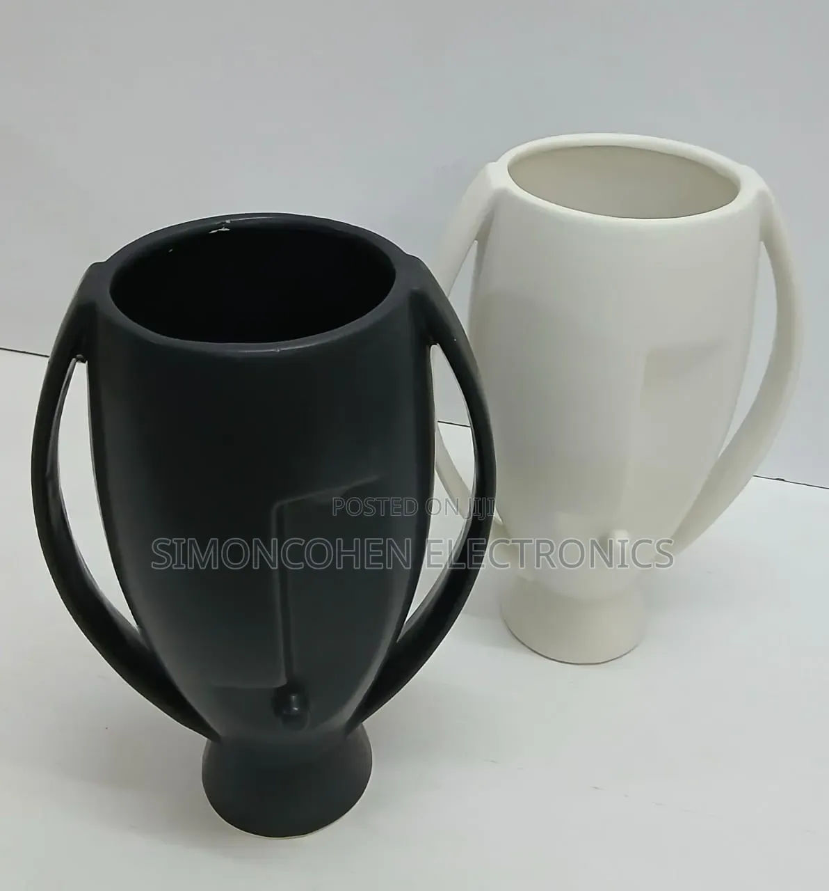 Face Decorative Flower Vase Available