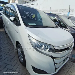 Toyota Noah 2020 White
