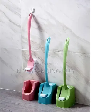Toilet Brush. Maa