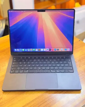 Apple MacBook Pro 2023 M2 Max 14-inch 32GB Apple M1 Max SSD 512GB