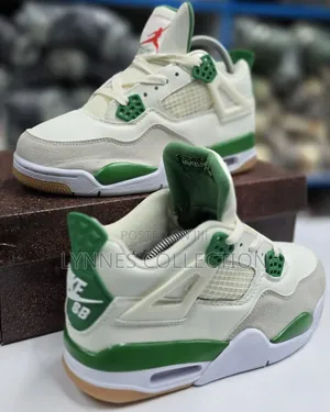 Air Jordan 4 Pine Green Sneakers