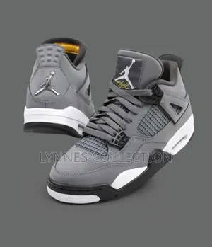 Air Jordan 4 Fear Pack Sneakers