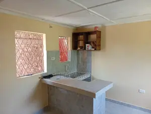 1bdrm Bedsitter in Solawota, Utange for rent
