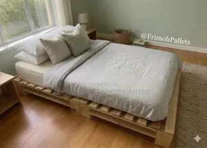 4x6 Pallet Bed Slightly Raised Strong Comfortable Back Support Durable