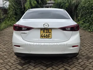 Mazda Axela 2015 White