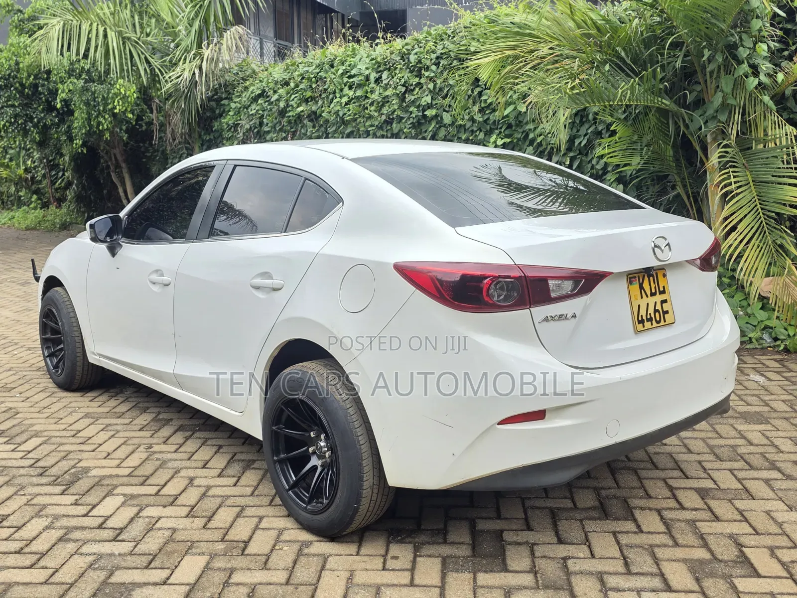 Mazda Axela 2015 White