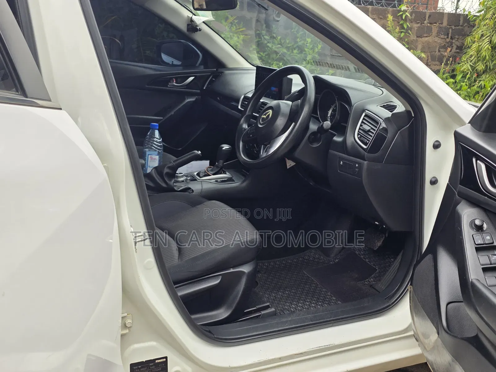 Mazda Axela 2015 White