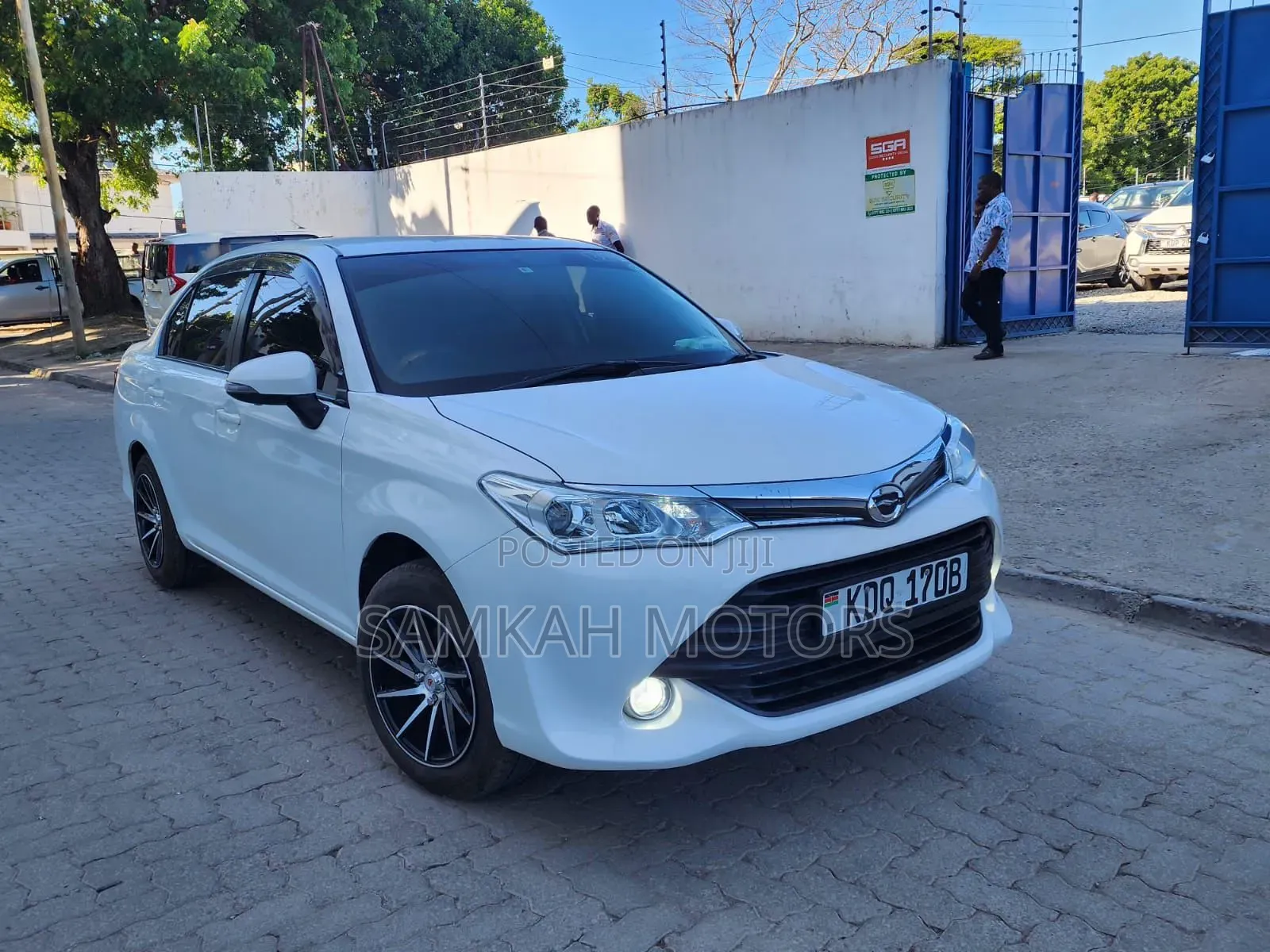 Toyota Axio 2017 White